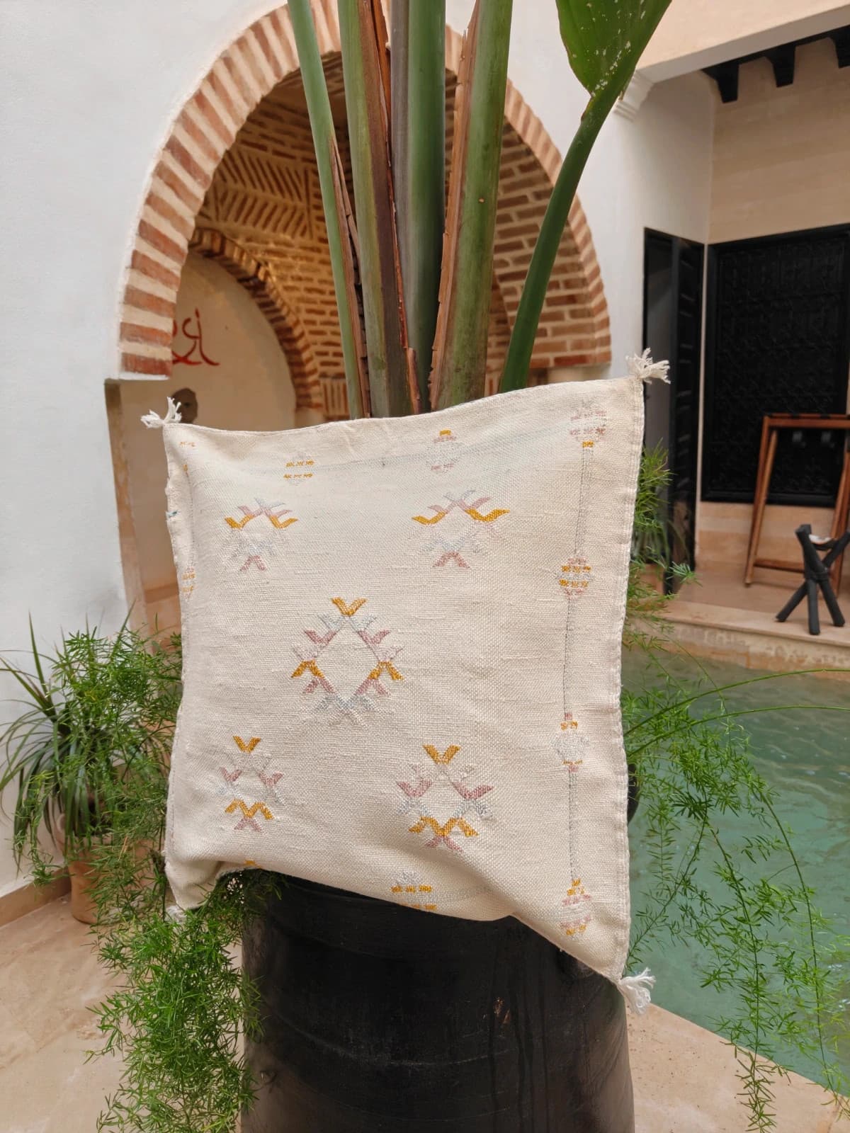 Cushion Cover Handmade Berber (morocco) by SabraLoom